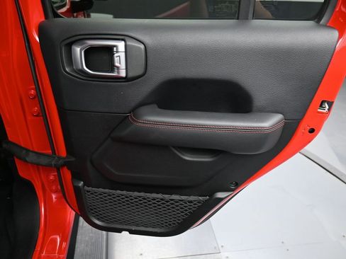 Used 2019 Jeep Wrangler Unlimited Rubicon w/ LED Lighting Group image 30