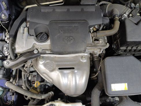 Used 2015 Toyota Camry SE FWD image 30