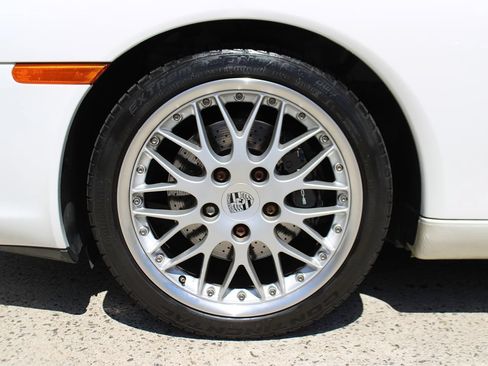 Used 2002 Porsche 911 Cabriolet image 38