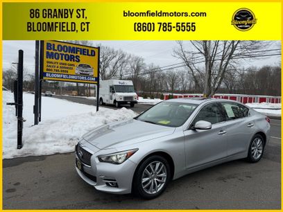 Used 2015 INFINITI Q50 2.0t w/ Moonroof Package