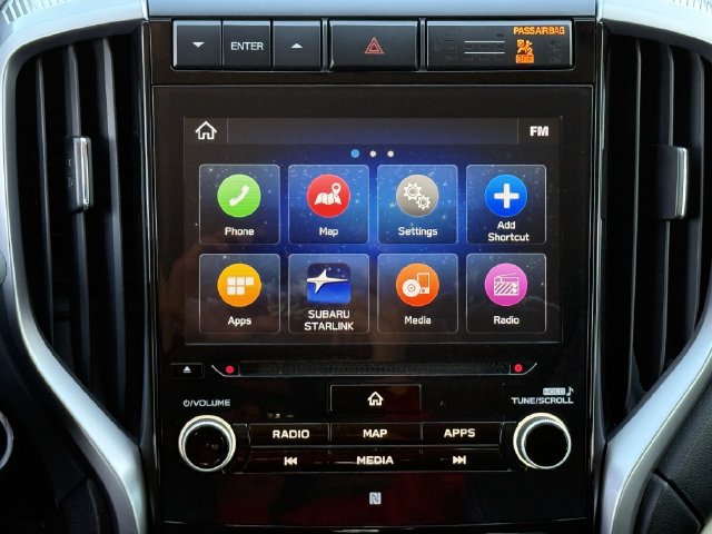 Used 2025 Acura MDX w/ Technology Package FWD image 16