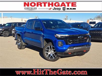 Used 2024 Chevrolet Colorado Z71 w/ Z71 Convenience Package 2