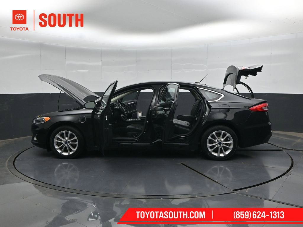 Used 2020 Ford Fusion Energi Titanium FWD image 56