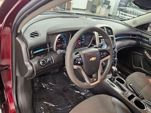 Used 2015 Chevrolet Malibu LT FWD image 14
