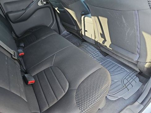 Used 2019 Nissan Frontier Desert Runner RWD image 11