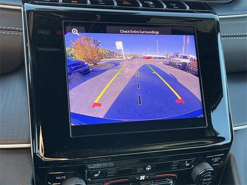 New 2025 Jeep Grand Cherokee Laredo X w/ Luxury Tech Group I image 31