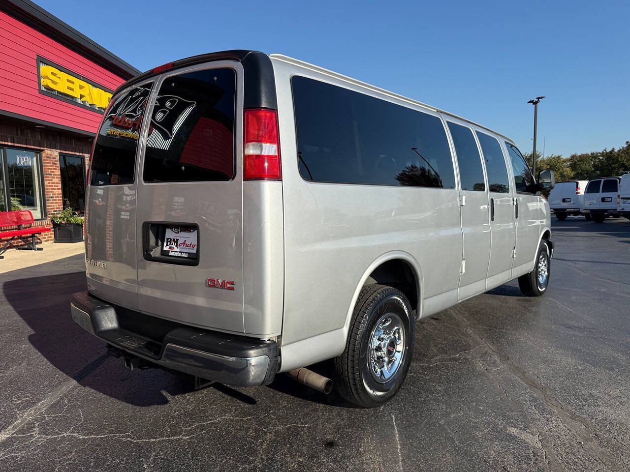 Used 2018 GMC Savana 3500 LT w/ LT Preferred Equipment Group RWD image 7
