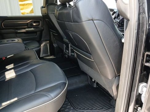 Used 2021 RAM 4500 4x4 Crew Cab DRW image 40