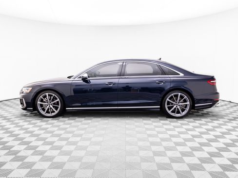 Used 2025 Audi S8 AWD/4WD image 2