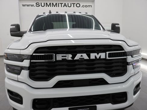 Used 2025 RAM 2500 Big Horn AWD/4WD image 23
