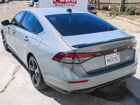 Used 2024 Honda Accord Sport image 7