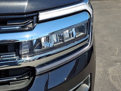 Used 2024 Ford Expedition Max Limited image 10