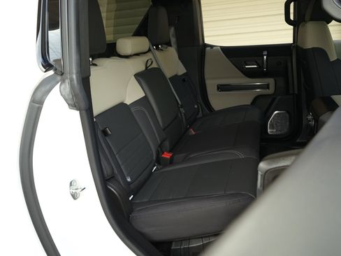 Used 2026 GMC Hummer EV 4x4 Crew Cab w/ LPO, Dark Essentials Package image 14