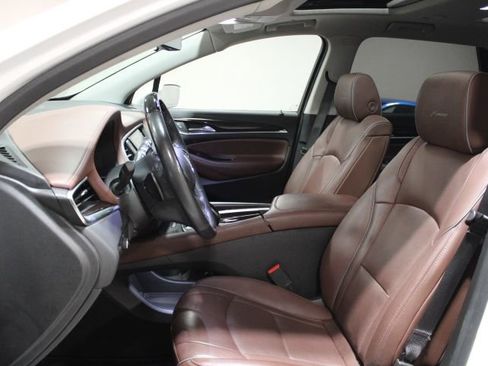 Used 2020 Buick Enclave Avenir w/ Avenir Technology Package image 21