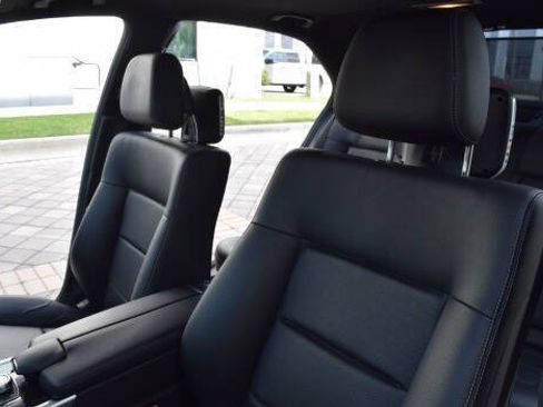 Used 2014 Mercedes-Benz E 250 BlueTEC Sedan image 37