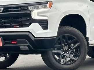 Used 2025 Chevrolet Silverado 1500 LT Trail Boss w/ Protection Package AWD/4WD video 2