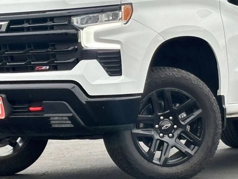 Used 2025 Chevrolet Silverado 1500 LT Trail Boss w/ Protection Package AWD/4WD image 2