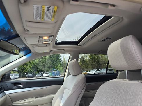 Used 2014 Subaru Outback 2.5i Premium w/ Moonroof Package image 14