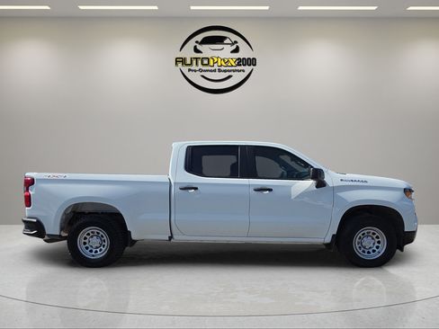 Used 2024 Chevrolet Silverado 1500 W/T w/ WT Value Package AWD/4WD image 8