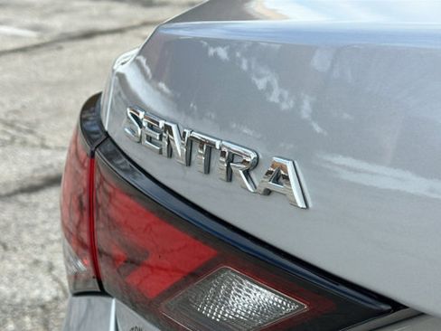 Used 2023 Nissan Sentra S image 9