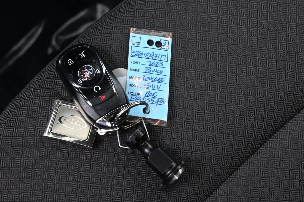 Used 2023 Buick Encore GX Select w/ Sport Touring Package FWD image 21