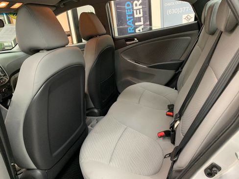 Used 2016 Hyundai Accent SE w/ Option Group 03 image 10