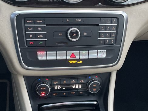 Used 2018 Mercedes-Benz CLA 250 image 31