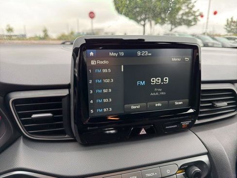Used 2019 Hyundai Veloster Turbo R-Spec FWD image 10