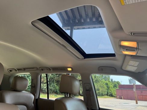 Used 2018 Nissan Armada Platinum w/ Captain Seat Package AWD/4WD image 37