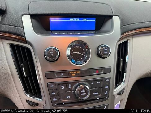 Used 2011 Cadillac CTS Luxury RWD image 30