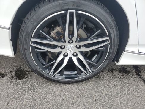 Used 2021 Honda Accord Touring image 10