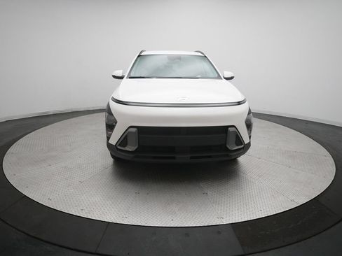 Used 2024 Hyundai Kona SEL AWD/4WD image 11