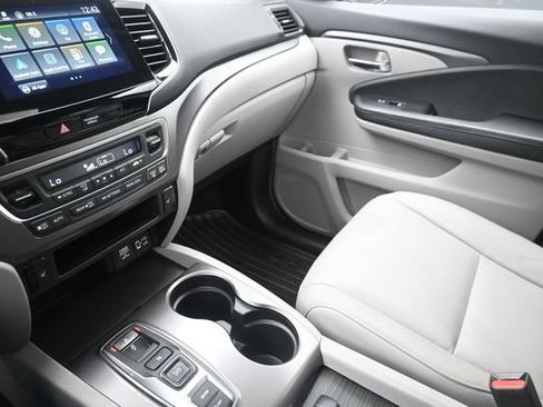 Used 2021 Honda Pilot EX-L image 32