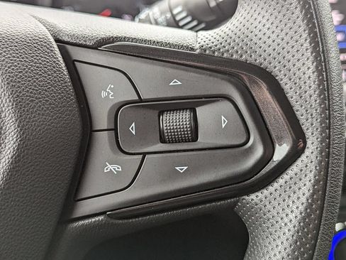 Used 2023 Chevrolet TrailBlazer LT FWD image 17