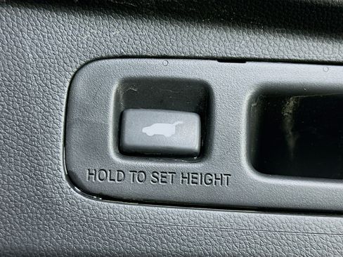 Used 2024 Honda CR-V EX-L image 31