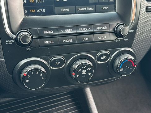 Used 2017 Kia Forte S FWD image 19