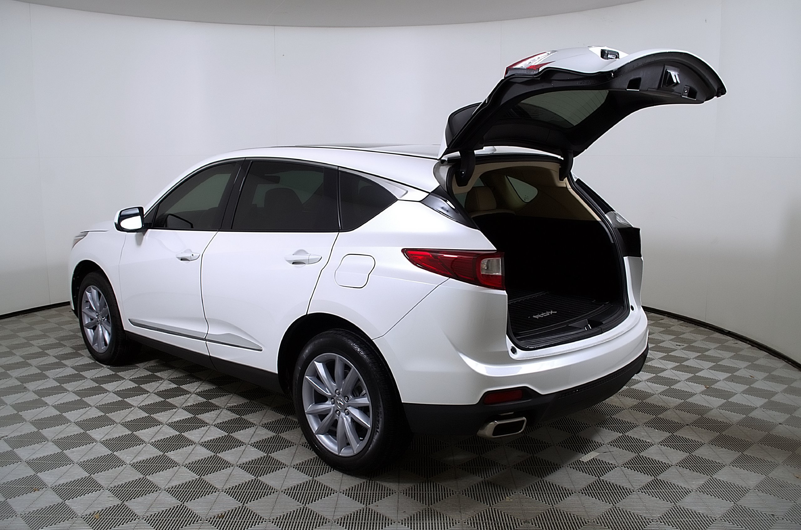 Used 2024 Acura RDX SH-AWD image 10