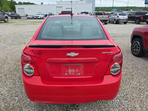 Used 2014 Chevrolet Sonic LS FWD image 5