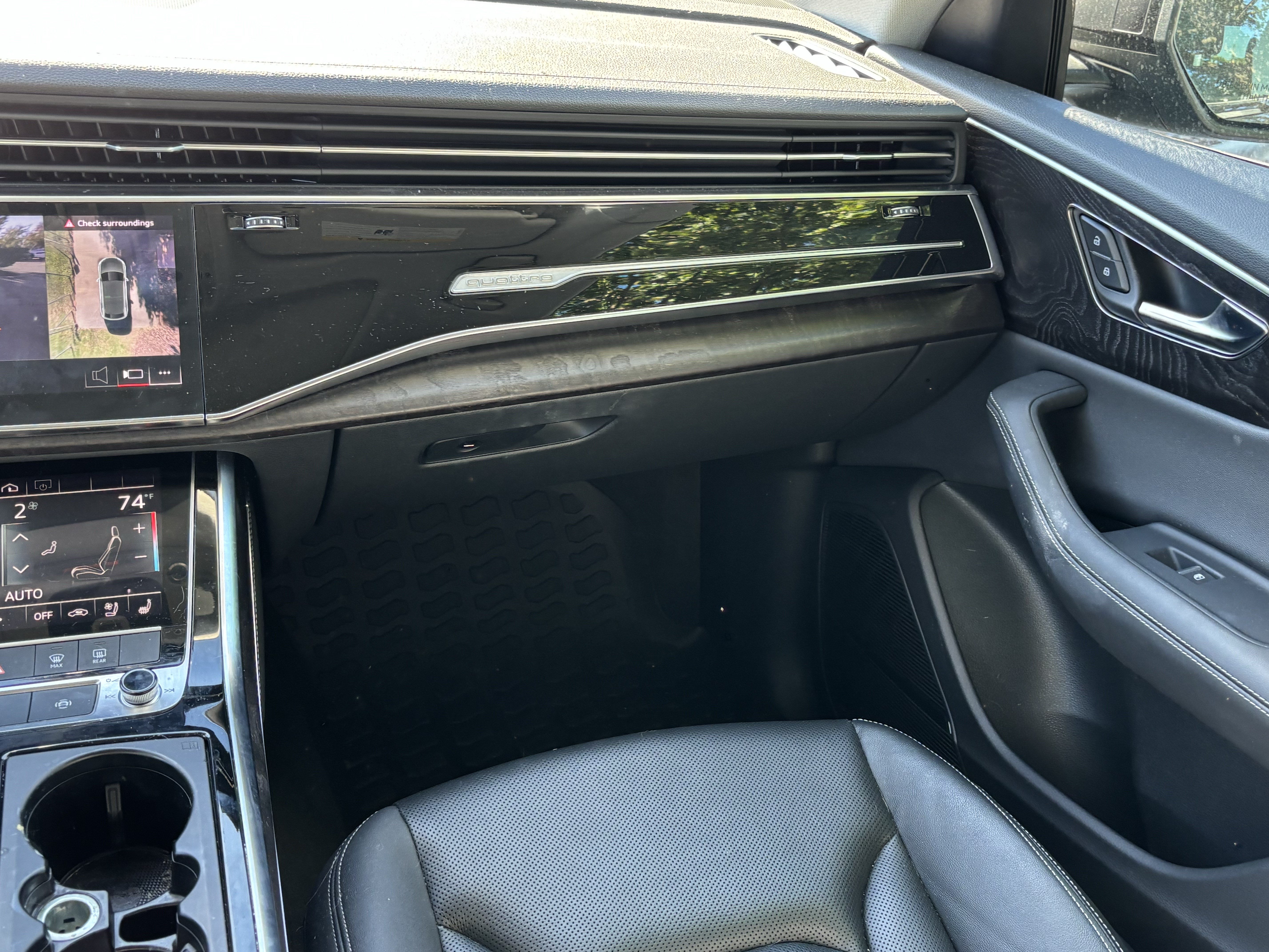 Used 2023 Audi Q8 Premium Plus w/ Premium Plus Package AWD/4WD image 34