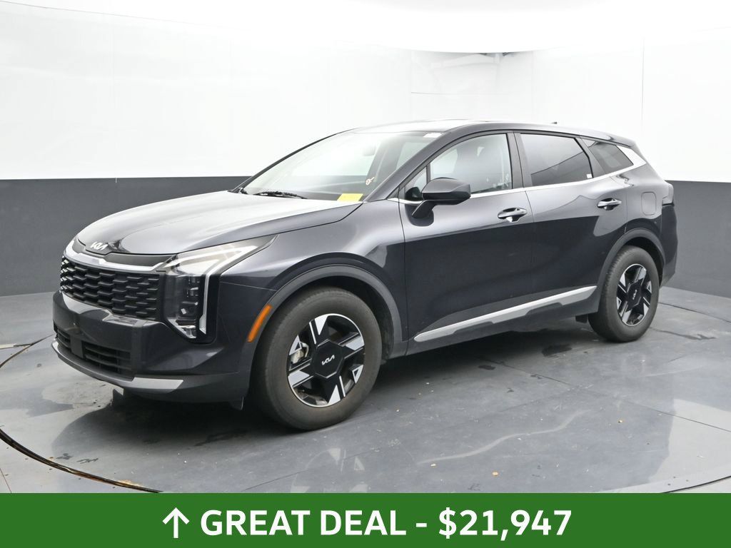 Used 2026 Kia Sportage LX FWD image 9