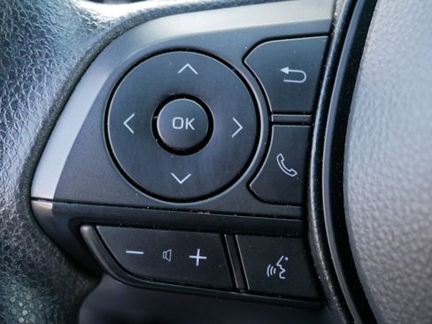 Used 2025 Toyota RAV4 XLE image 27