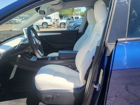 Used 2023 Tesla Model Y Long Range image 27