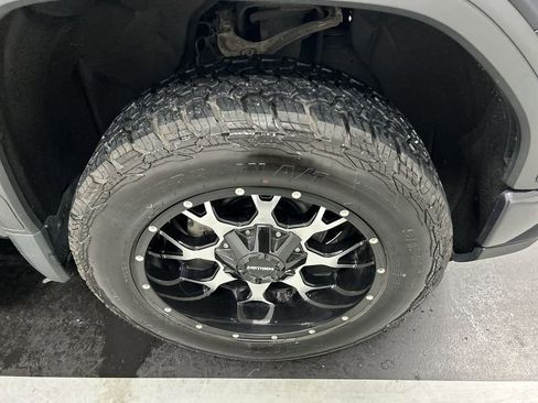 Used 2023 GMC Sierra 1500 Elevation AWD/4WD image 8