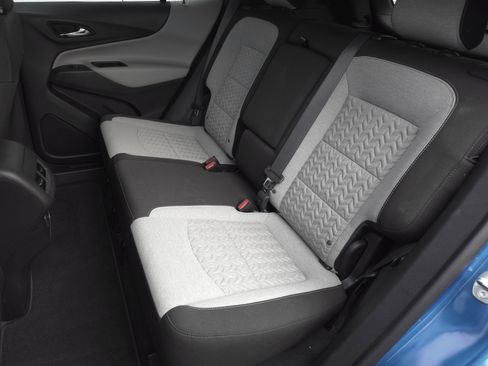 Used 2024 Chevrolet Equinox LS w/ LS Convenience Package image 24