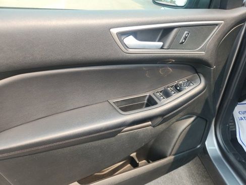 Used 2023 Ford Edge SEL image 14