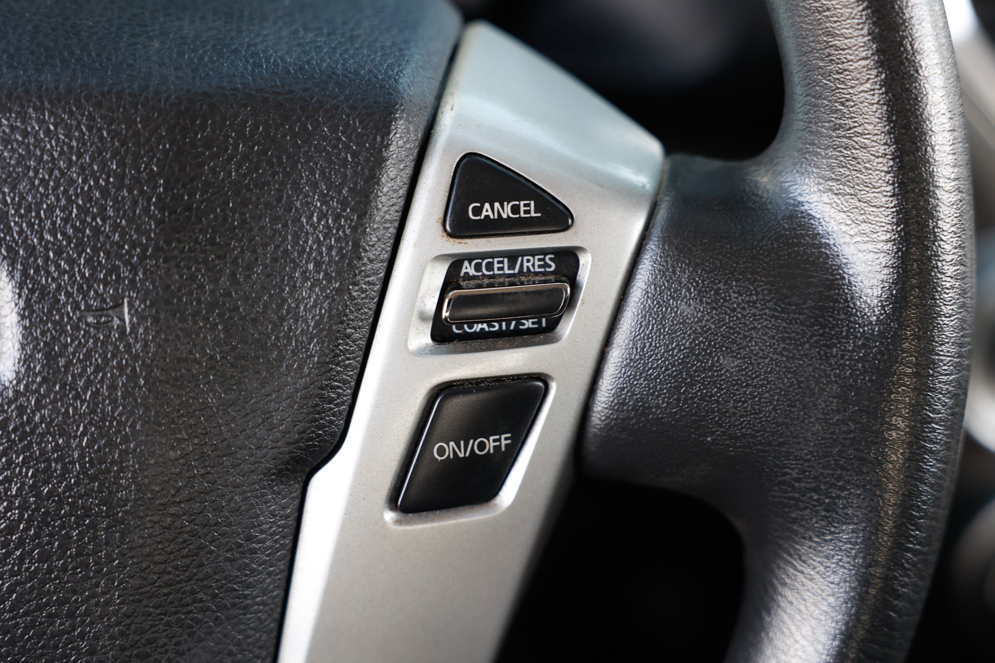 Used 2017 Nissan Titan SV AWD/4WD image 29