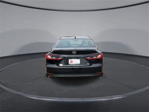 Certified 2025 Toyota Camry SE image 7