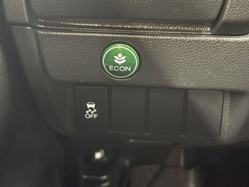 Used 2017 Honda Fit EX image 19