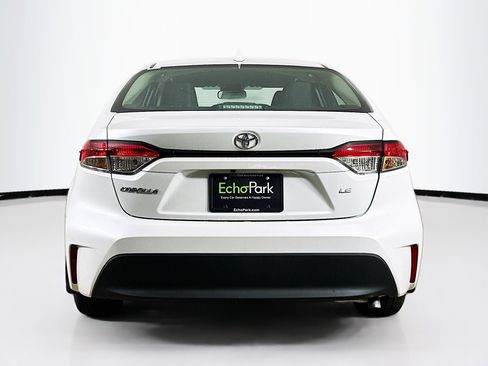 Used 2026 Toyota Corolla LE FWD image 7