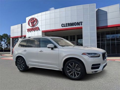 Used 2017 Volvo XC90 T6 Momentum w/ Vision Package image 1